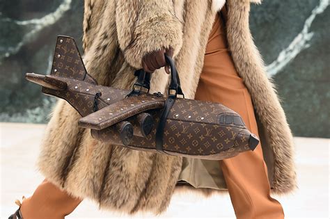 louis vuitton fall/winter 2021 airplane bag|In Defense of the $39,000 Louis Vuitton Airplane.